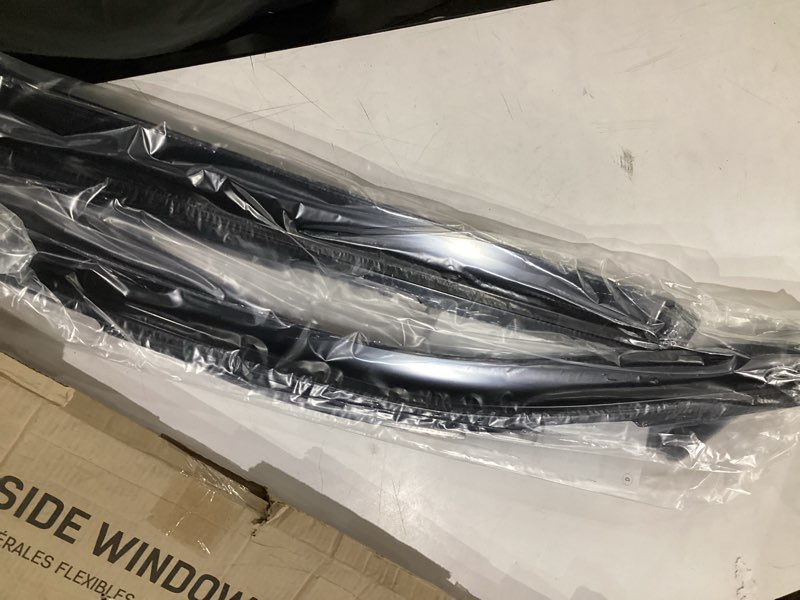 Condition photo showing Good Condition for voron glass in-channel extra durable rain guards for chevy silverado/gmc sierra 1500 2019-2026 crew cab,window deflectors,vent visors,4pcs - 220089