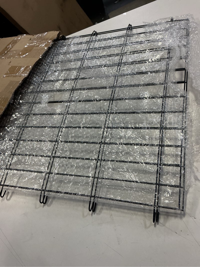 Condition photo showing Good Condition for Tandefio 2 Pack Dog Crate Divider Panel for 36 Inch Crates - Adjustable Metal Pet Kennel Divider for Large, Medium & Small Dogs | Easy Installation & Secure Design (20.7 x 22.1 Inches) 20.7 x 22.1 x 0.5 Inches