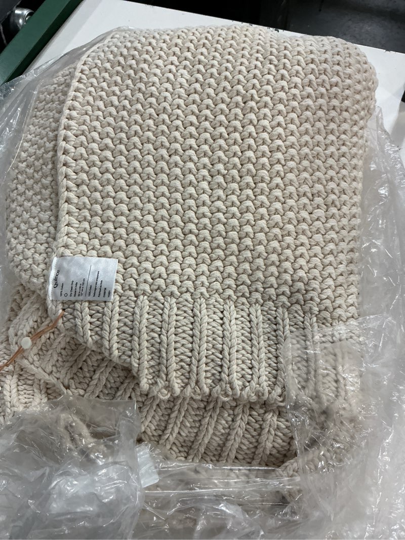Condition photo showing Good Condition for quince, cotton fisherman throw  blanket 50”x60” ,natural