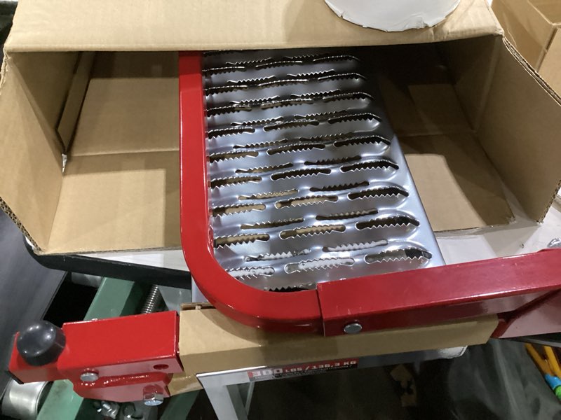 Condition photo showing Good Condition for powerbuilt tire step for truck, suv, semi, heavy duty 300 lb. capacity, non-slip ‘cheese grater’ steel surface, adjusts to fit any diameter tire up to 13 in. wide, folds flat for storage – 647596ec