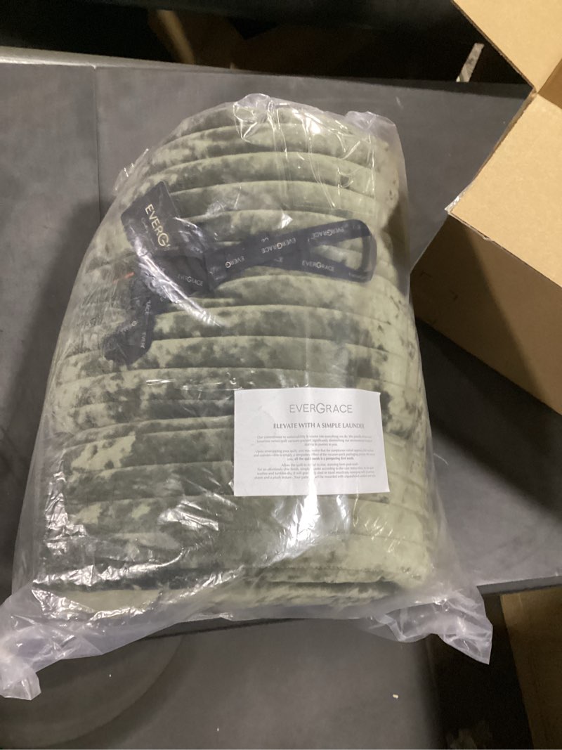Condition photo showing Good Condition for incompleteevergrace velvet quilt set king size, luxurious soft striped channel bedding set, lightweight velvet comforter for all season, oversized bedspread coverlet with 2 matching shams, olive green king (104\" x 92\") olive green