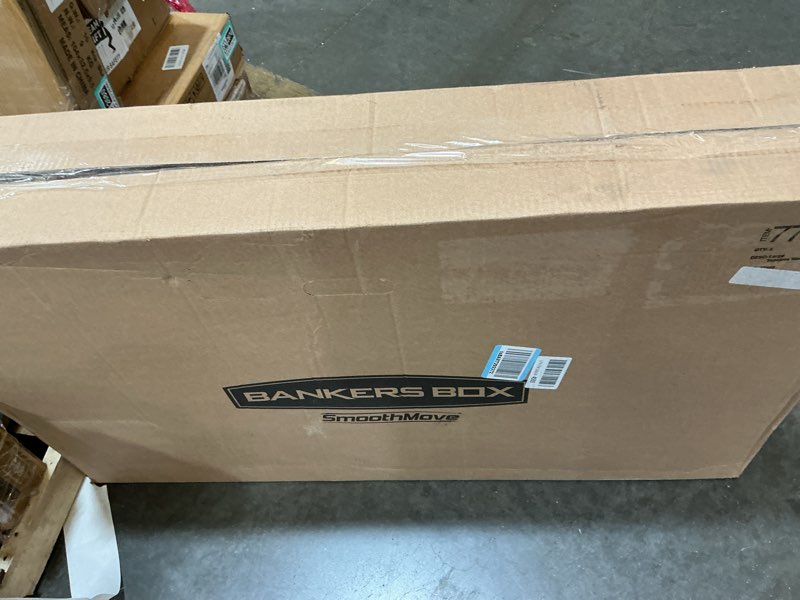 Condition photo showing New/Like New for bankers box tall wardrobe box 3 pack, tape-free design, 24" x 24"x 40"(7710501)