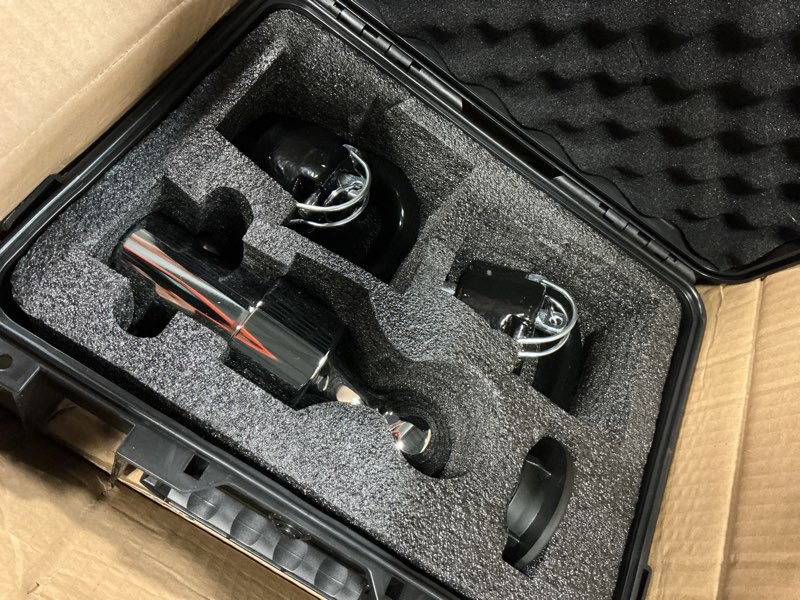 Condition photo showing Good Condition for 60638 gooseneck hitch ball puck system gooseneck hitch kit with box 38,000 lbs 2-5/16-in ball compatible with 2013-2023 ram 2500 3500 60638-38k