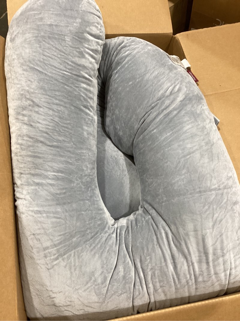Condition photo showing Good Condition for momcozy pregnancy pillows for sleeping, u shaped full body maternity pillow with removable cover - support for back, legs, belly, hips for pregnant women, 57 inch pregnancy pillow for women, grey