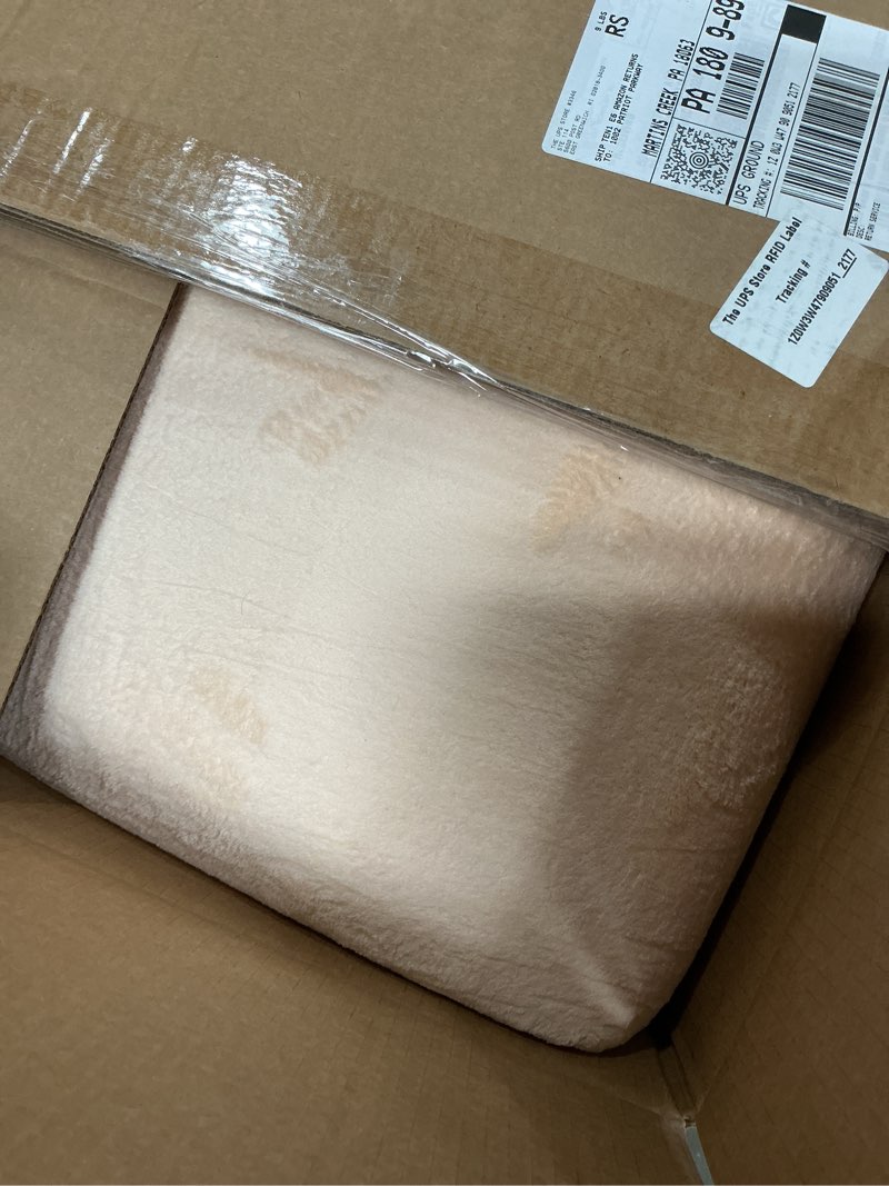 Condition photo showing Good Condition for ACOMOPACK 1.3" Thick Baby Play Mat for Floor 59x71"-Large Water-Repellent&Non-Slip Memory Foam Mat for Kids,Toddlers,Soft Velvet Nursery Rug for Tummy Time&Crawling,Yoga,Tatami Style(Blush) Blush 59"×71"