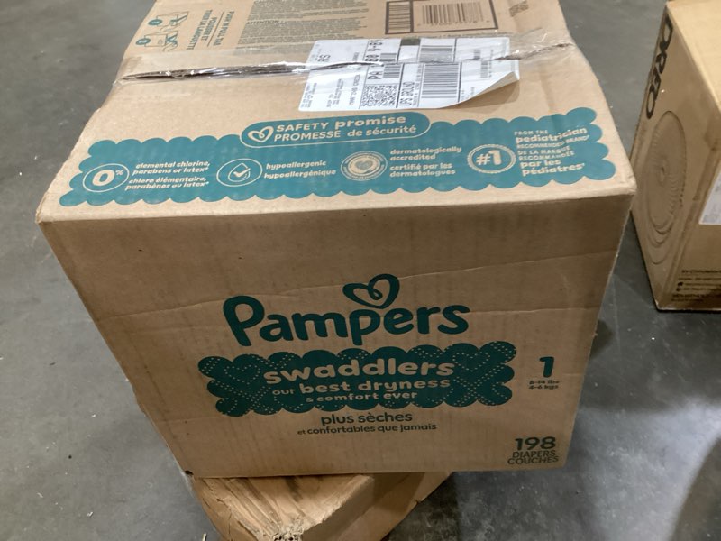 Condition photo showing Good Condition for pampers 