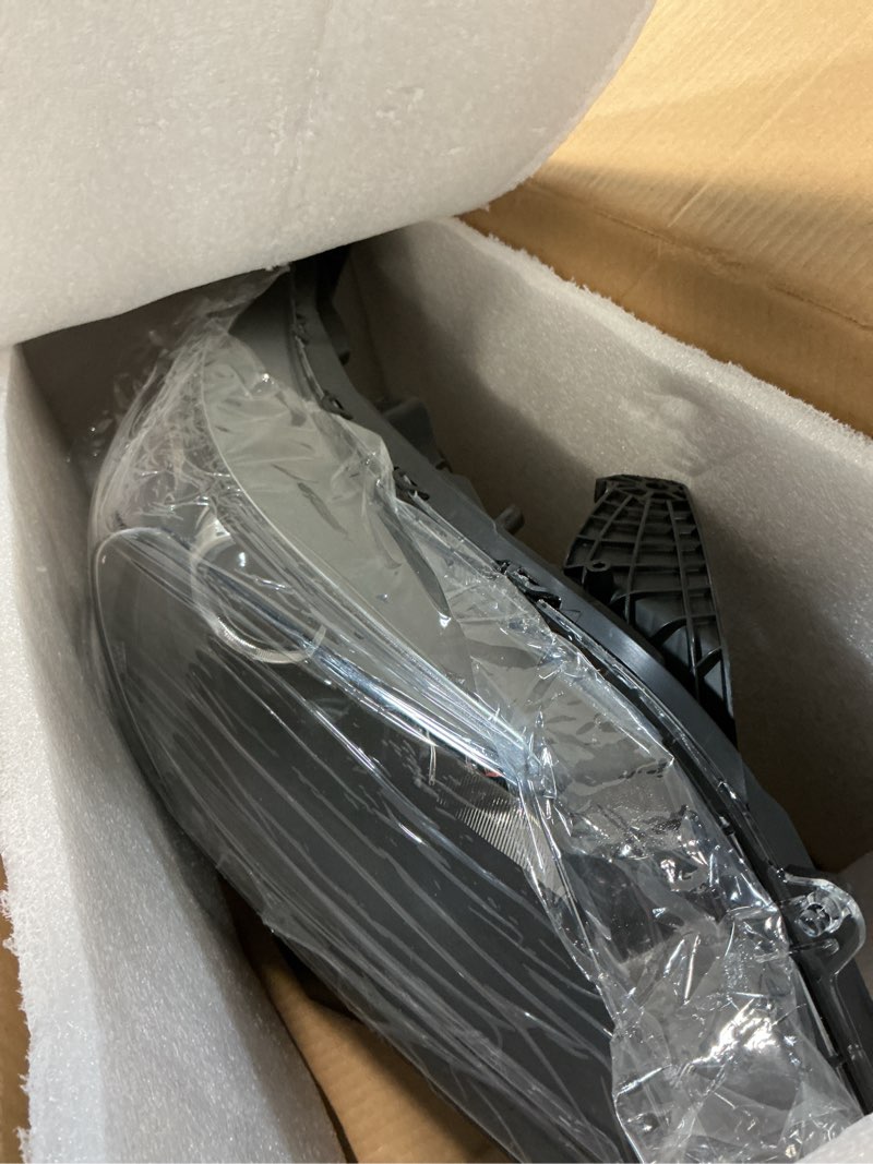 Condition photo showing Good Condition for Silscvtt Conjunto de farol halogênio sem DRL substituição para Accord 2013-