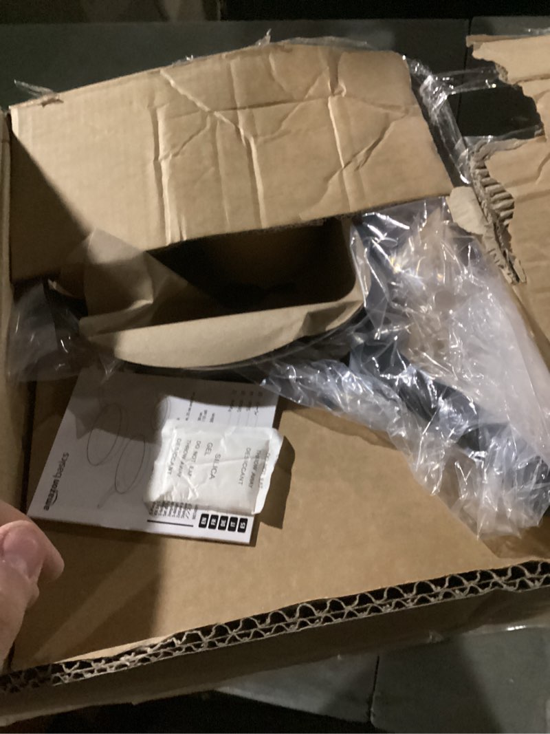 Condition photo showing New/Like New for Amazon Basics Non Stick 3-Piece Kitchen Cookware Set, Includes 8-inch, 10-inch, 12-inch Pan, Black 3-Piece Set, Non-Induction