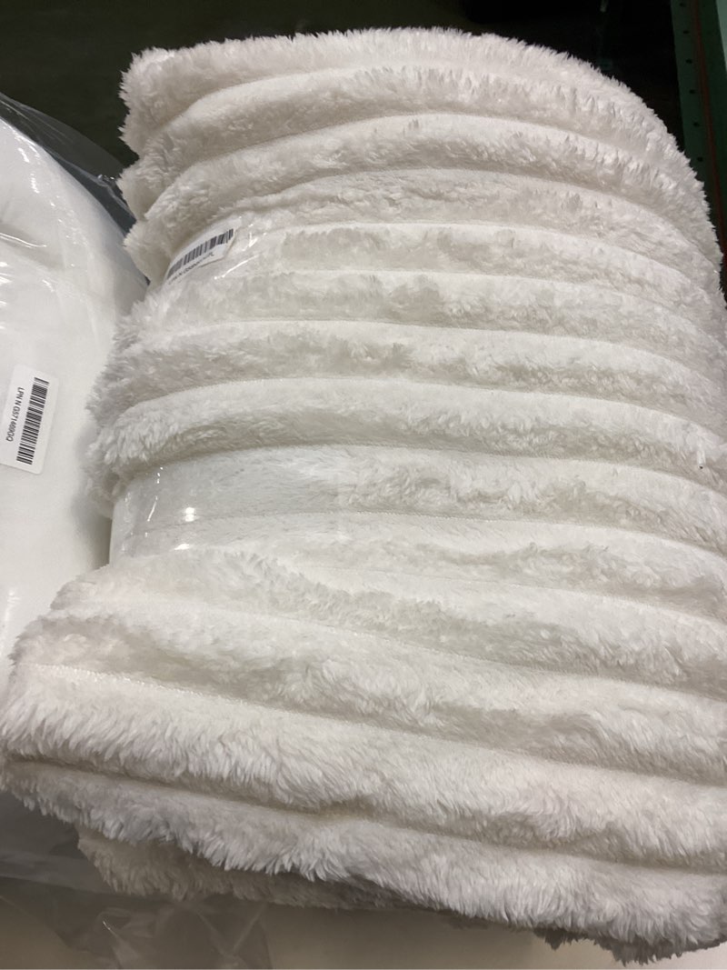Bedsure GentleSoft California King Size White Fleece Blanket for Bed - Cozy Soft Blankets for Women,