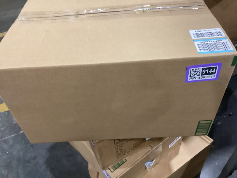 Condition photo showing New/Like New for Comport set