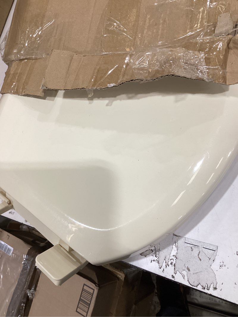 Condition photo showing Good Condition for highcraft premium round toilet seat with slow-close design, adjustable hinges & quick removal mechanism - molded plastic toilet seat - fits standard round toilets - toilet seat in bone/beige round bone