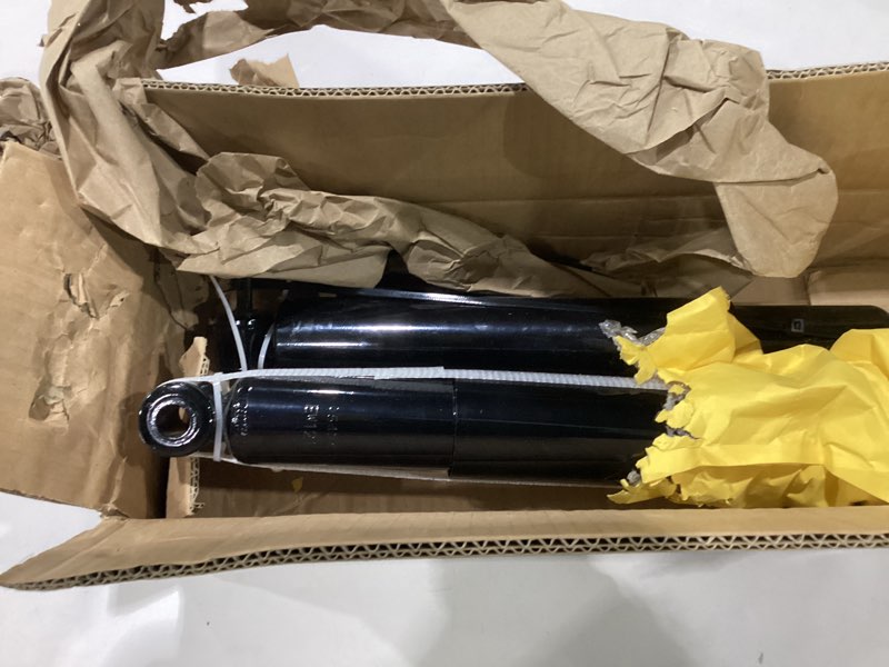 Condition photo showing Good Condition for scitoo rear shocks pair for chevy blazer 4wd rwdshock absorbers | rear (l/r), 95-05 for chevy blazer 4wd rwd, 95-97 99-01 for chevy blazer awd,92-05 for gmc jimmy 4wd replace 344041