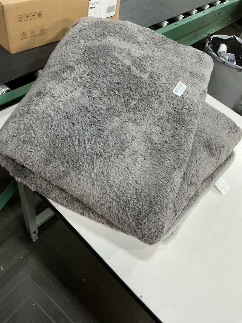 Condition photo showing As Is for gifeas large ultra soft modern area rugs for living room bedroom, 5x8 feet dark grey thickened memory foam indoor solid minimalist carpets, non-slip comfy rug for boys girls nursery room home decor 5' x 8' (rectangular) dark grey