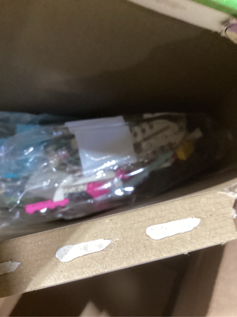 Condition photo showing Good Condition for lego friends heartlake city airplane 41429, includes friends stephanie and olivia, and lots of fun airplane accessories to spark fun and creative playtimes (574 pieces) standard packaging