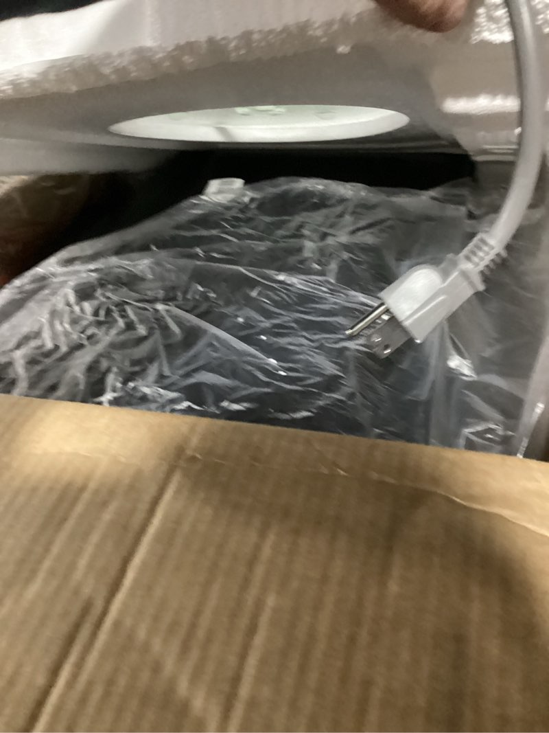 Condition photo showing Good Condition for chefman microcrisp countertop digital microwave oven, unique "cook & crisp" power combo, 1.0 cu ft, dual-cook 1000w microwave + 1500w crisper, 6 touch presets, digital display, stainless steel handle 1 cu. ft - microcrisp