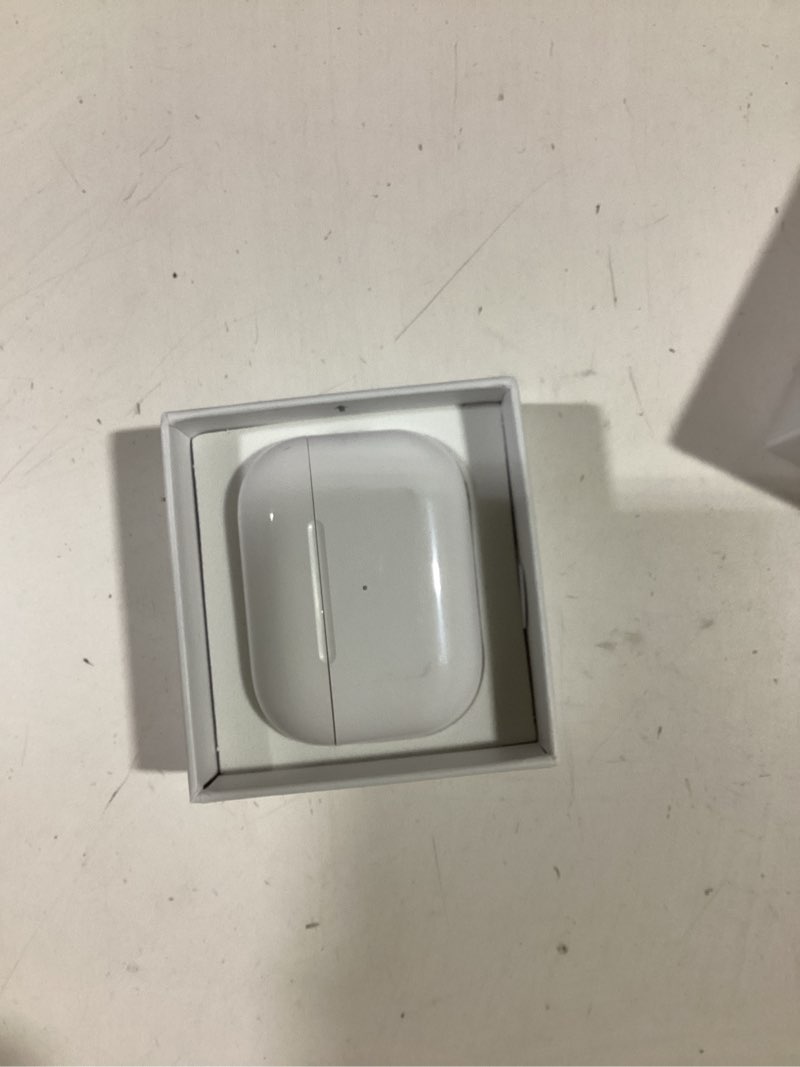 Condition photo showing Good Condition for Wireless Charging Case Compatible with AirPods 3rd Gen, Replacement case with AirPod 3rd Generation, Built-in 660 mAh Battery with Bluetooth Pairing Sync Button(White)