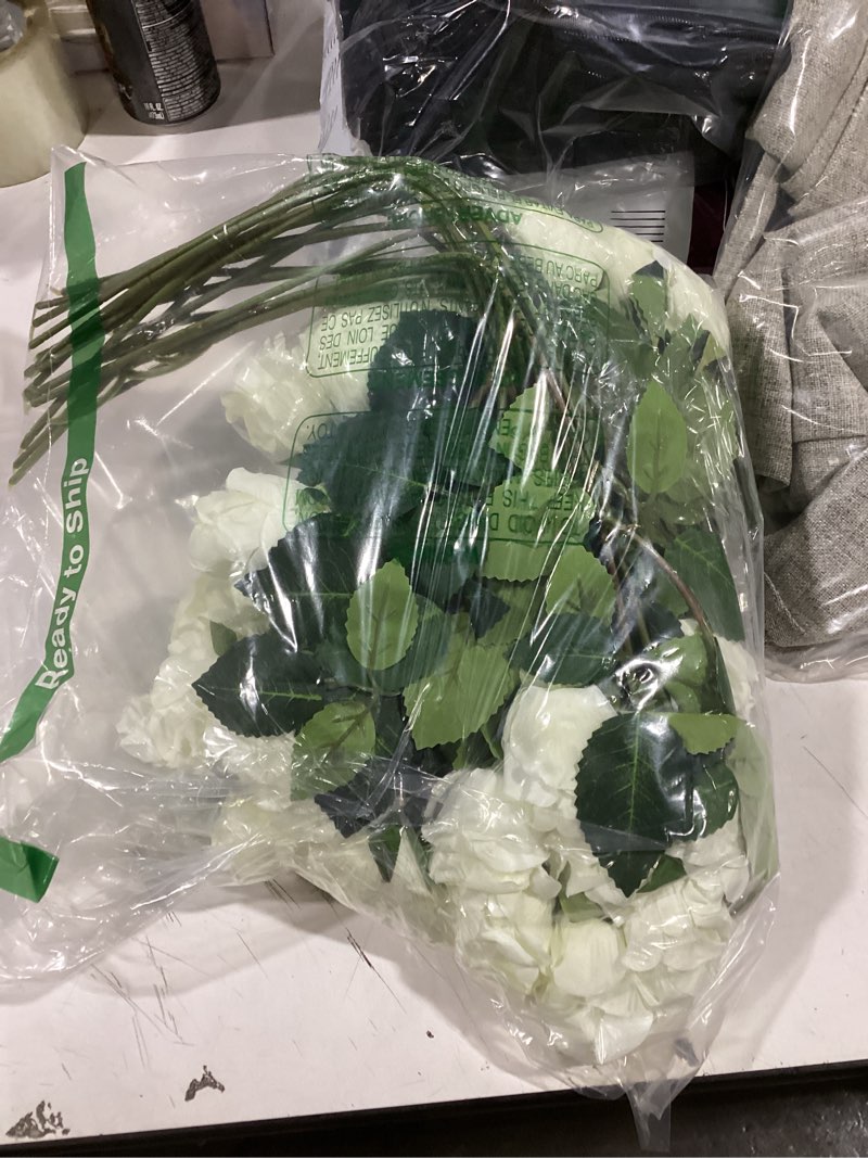 Condition photo showing Good Condition for YXZZWL 60 Pcs Artificial Roses in Bulk, Fake Silk Roses Realistic Roses Stem Faux Roses Bouquet for Wedding Centerpieces Flower Arrangement Home Decor (White)