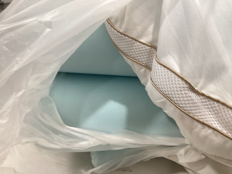 DUMOS Dual Layer Mattress Topper Queen Size, 2 Inch Gel Memory Foam + 1 Inch Soft Pillow Top Mattres