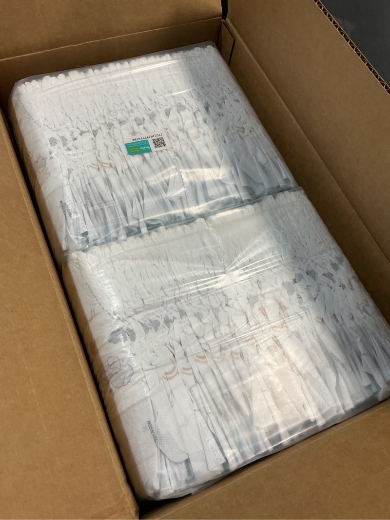 Condition photo showing New/Like New for Pampers Swaddlers Diapers, Size 5 (20-37 lbs), 132 Count, Absorbent, Keeps Baby Dry and Comfortable, Skin Safe Disposable Baby Diaper (Packaging May Vary) Size 5 132
