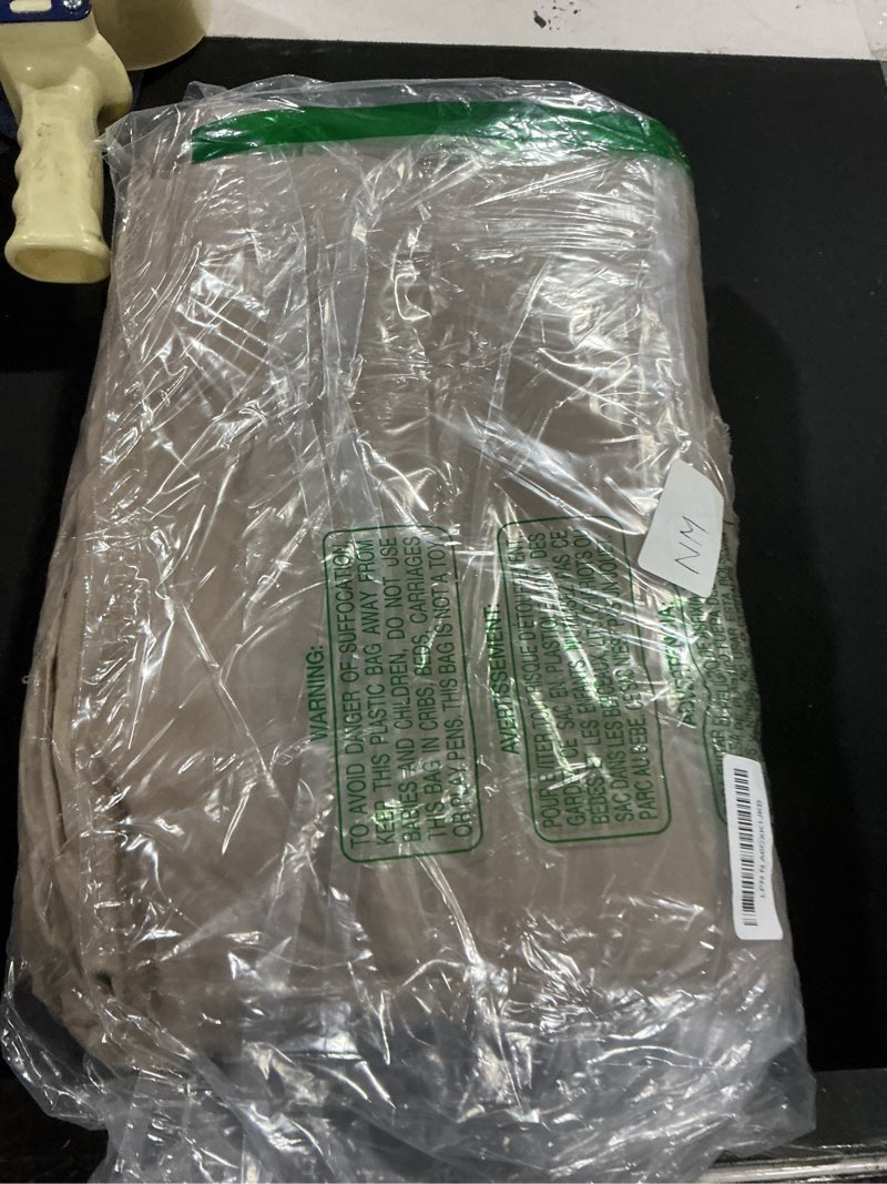 Condition photo showing Good Condition for LANE LINEN 100% Egyptian Cotton Queen Sheet Set, Soft & Comfy Thick Fully Elasticized Mercerized Cot