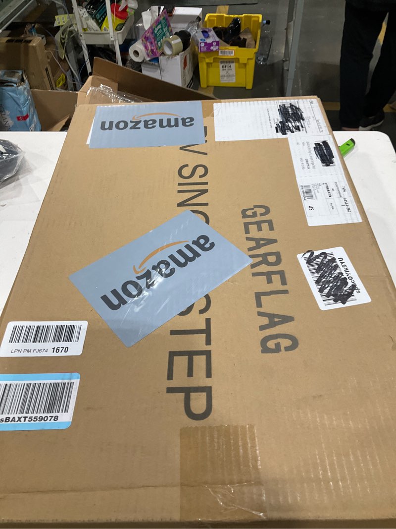 Condition photo showing New/Like New for GEARFLAG Manual RV Step – Folding Aluminum Entry Step with Anti-Slip Surface, 440 lbs Capacity – for Camper, Trailer, Motorhome