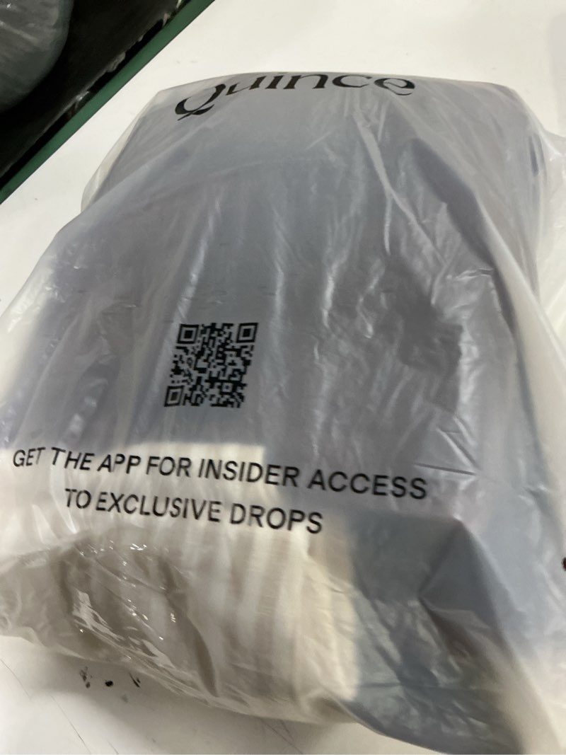 https://lotting-media.assets.bidfta.com/lotting_5c9ad89b-887c-407f-9c7f-36b1bc4ab06e