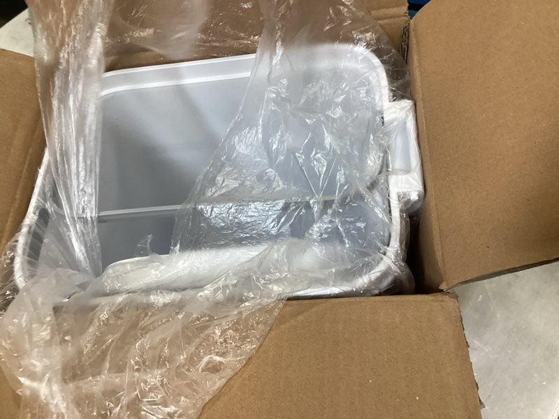 https://lotting-media.assets.bidfta.com/lotting_5c9bde5b-4f52-4a23-b7ac-900c86dc0eae