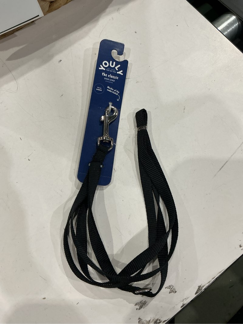 Condition photo showing Good Condition for youly black dog collar, extra small