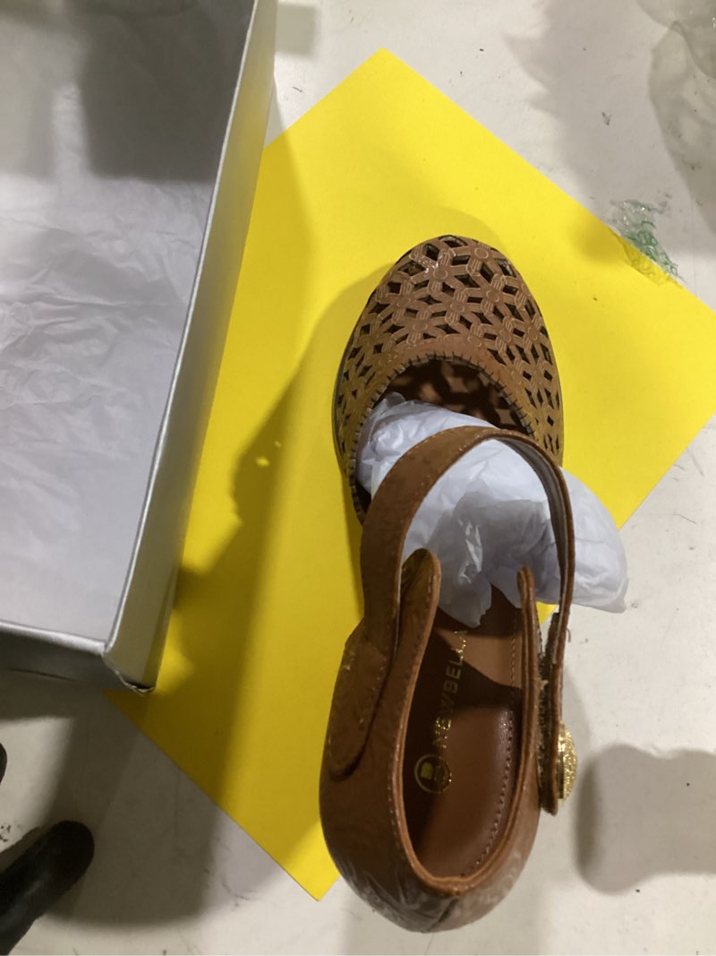 Condition photo showing Good Condition for 1 pear of left heel newbella women’s mary janes vintage pumps with adjustable ankle strap & embossed cutou design, comfortable flared heels for casual & dressy 7 brown