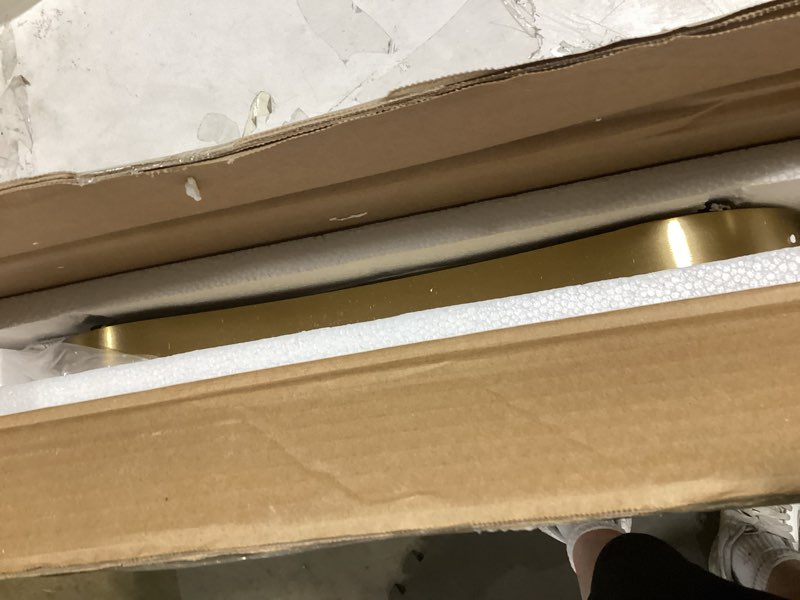 Condition photo showing Good Condition for mirrorart gold bathroom mirrors for wall, 22x30'' brushed brass scalloped bathroom mirror wavy top design in 1’’ stainless steel metal frame for home decor wall-mount vertical/horizontal brushed gold 30"l x 22"w