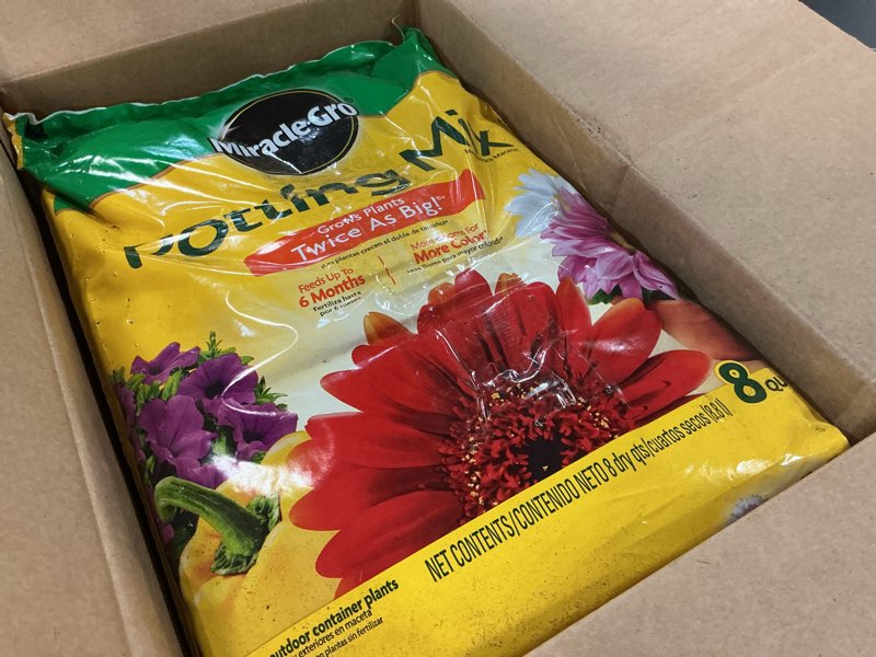 Condition photo showing Good Condition for miracle-gro potting mix - for container plants, flowers, vegetables, shrubs, annuals, perennials, potting soil mix, feeds up to 6 months, 8 qt. (2-pack) 2-pack 8 qt.