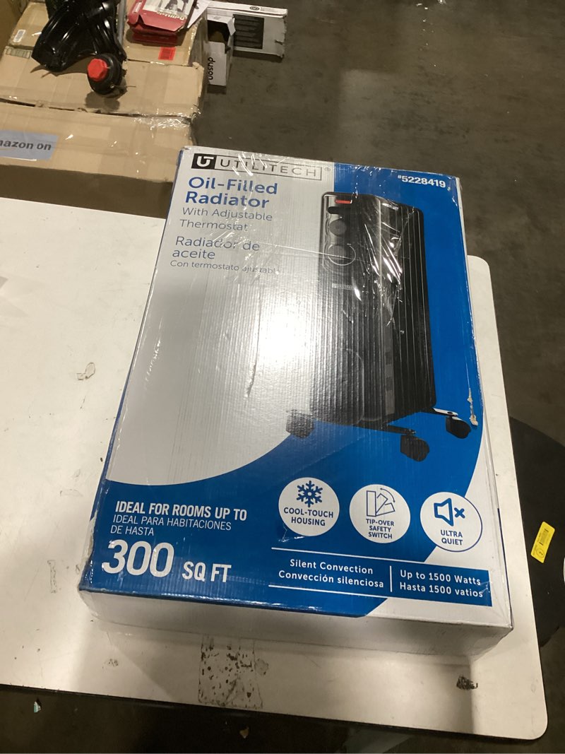 Condition photo showing Good Condition for  Utilitech 1500 -Watt Oil-filled radiant Utility Indoor Electric Space Heater with Thermostat