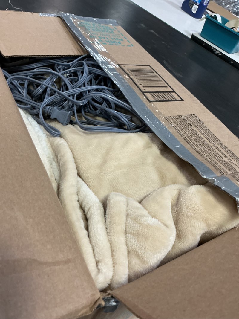 Condition photo showing As Is for Westinghouse Electric Blanket Queen, Heated Blanket Queen Size with 10 Heating Levels and 1 to 12 Hours Heating Time Settings, Flannel to Sherpa Reversible, Machine Washable (84" x 90", Beige) Beige Queen 84"x90"