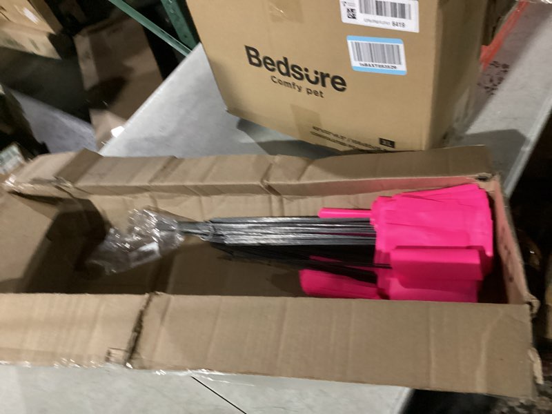 Condition photo showing Good Condition for 200Pack Pink Marking Flags, JIZHGRAD 15x4x5 Inch Marker Flags Use for Yard & Lawn, Boundary & Dog Training, Survey & Landscape, Sprinkler & Surveyor, Garden & Construction, High Visibility, Sturdy, Versatile, UV & Weather Resistant Pink 200PACK