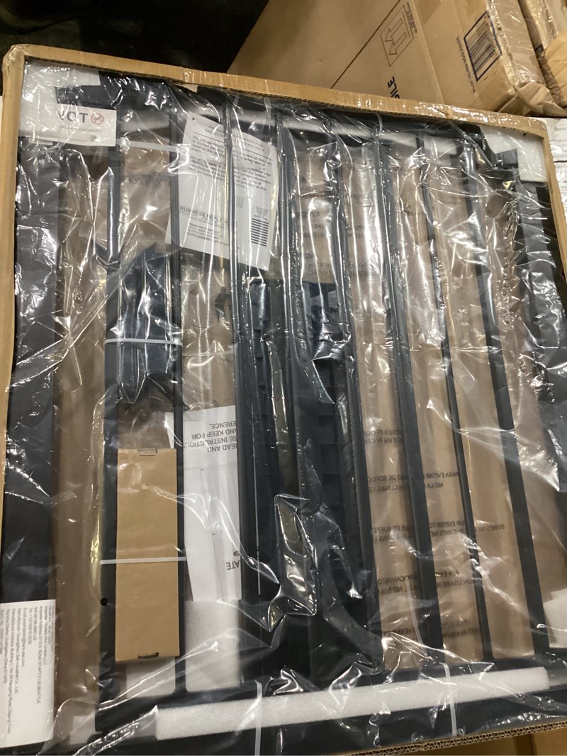 Condition photo showing Good Condition for safety 1st easy install 28'' walk thru gate, fits between 29'' and 38'', black, 1-pack,(ga105cblk) 1-pack 29" to 38" wide x 28" tall black
