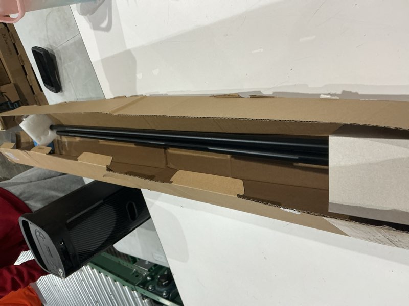 Condition photo showing Good Condition for umbra twilight expandable 3/4" blackout curtain 66"-144" rod, black