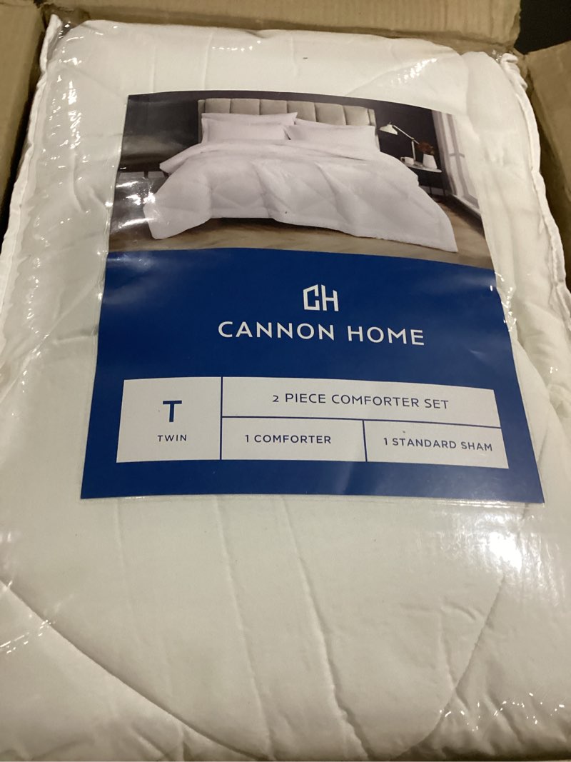 Condition photo showing Good Condition for cannon solid percale white twin/twin xl 2 piece comforter set