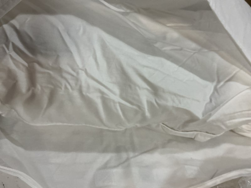 Condition photo showing Good Condition for quince premium down alternative pillow king 