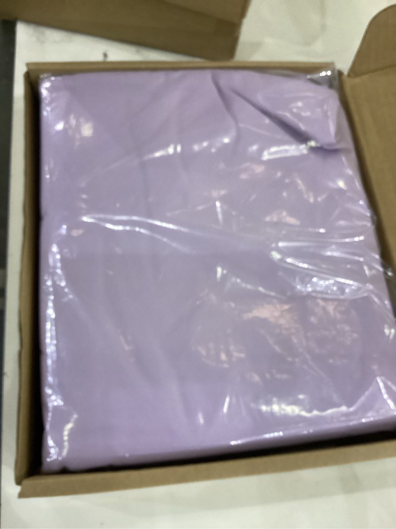 Condition photo showing Good Condition for Amazon Basics Lightweight Super Soft Easy Care Wrinkle-Free Microfiber 4-Piece Bed Sheet Set with 14-Inch Deep Pockets, Full, Frosted Lavender, Solid Frosted Lavender Full
