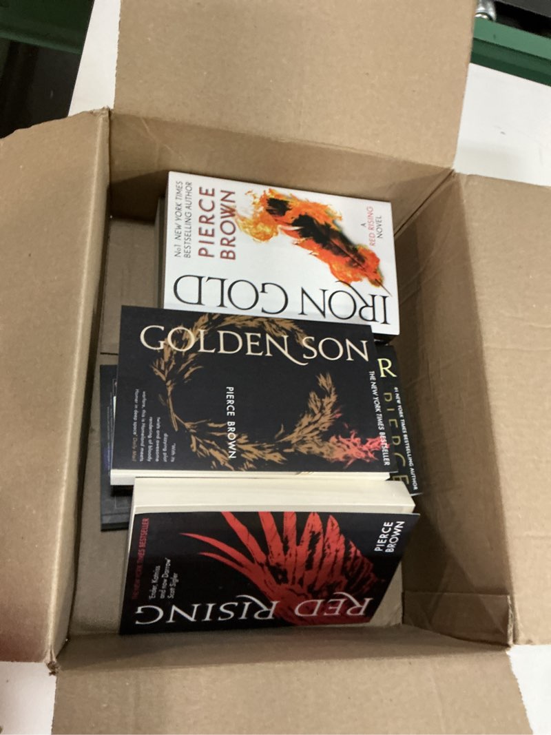 Condition photo showing Good Condition for red rising series 6 book box set by pierce brown