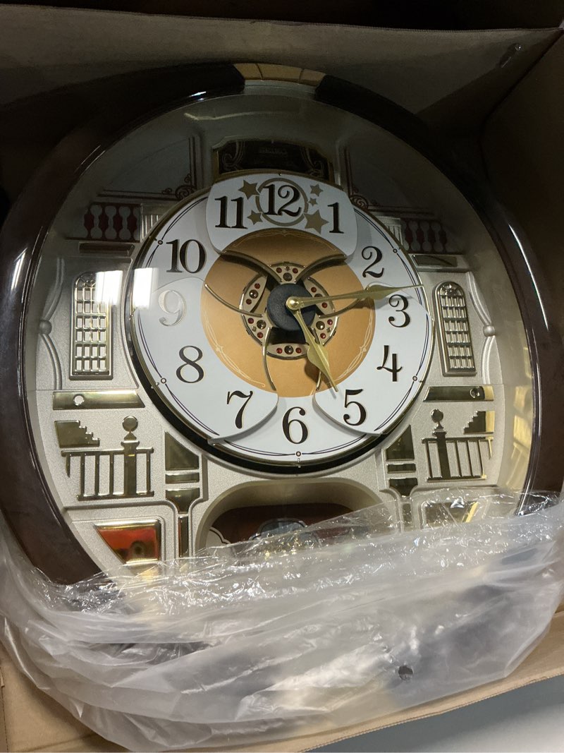 Condition photo showing Good Condition for seiko melodies in motion musical wall clock, concert hall
