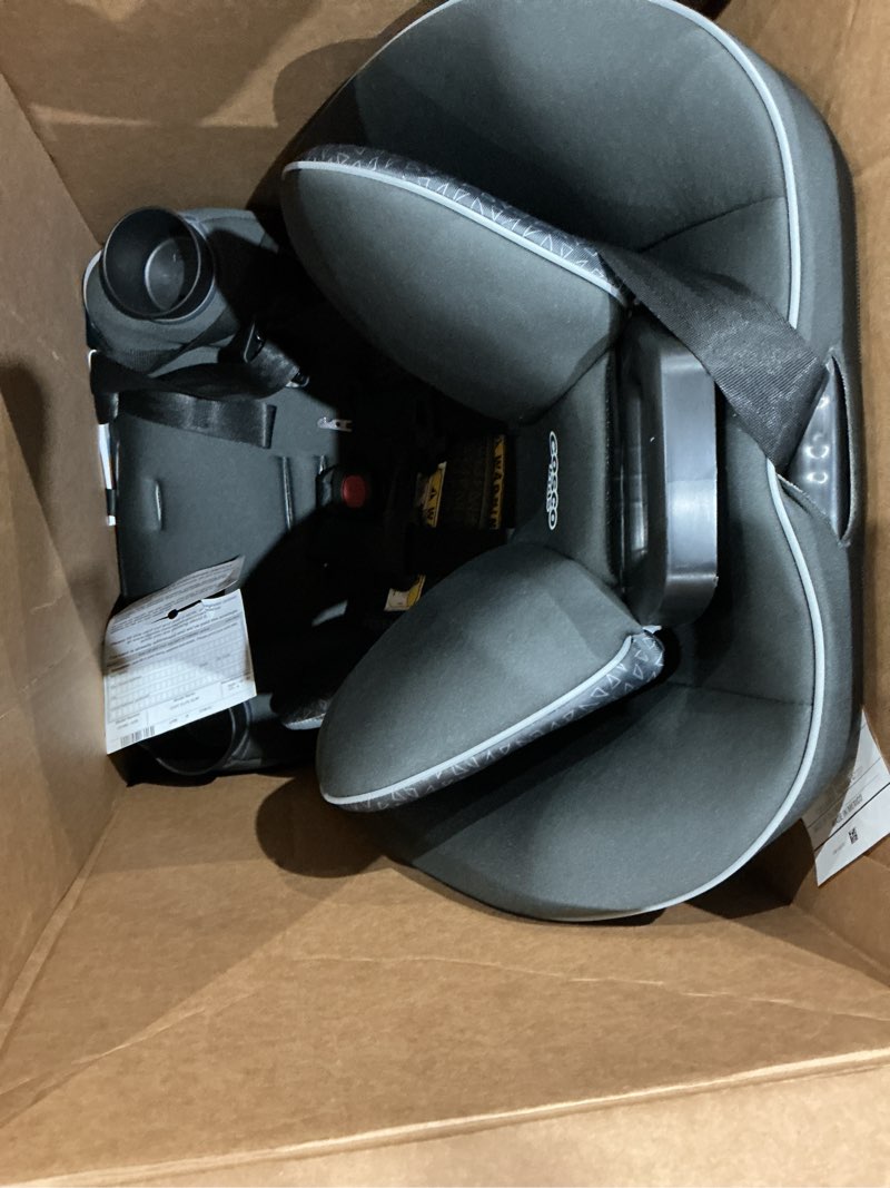 Condition photo showing Good Condition for easy elite slim all-in-one convertible car seat