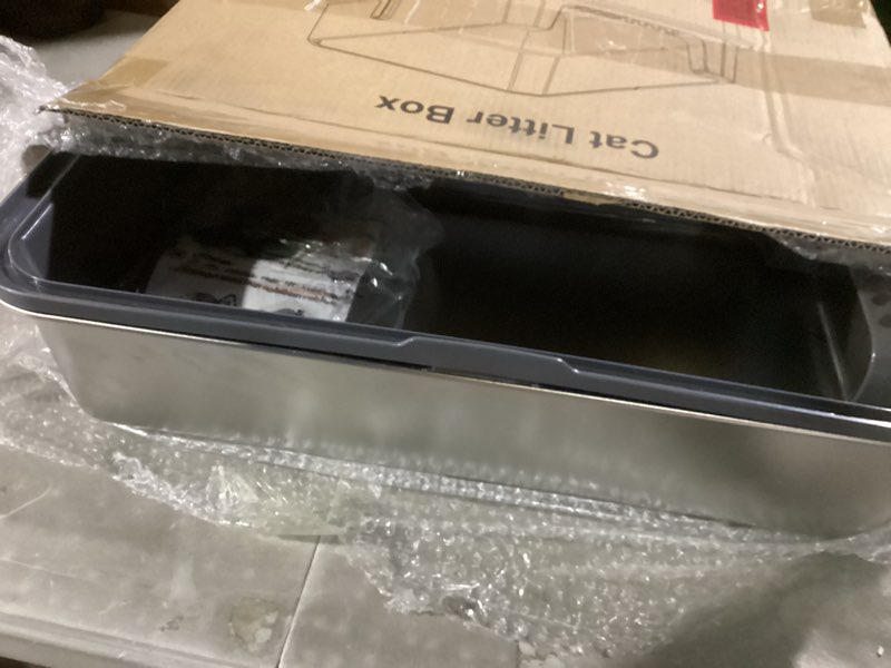 Condition photo showing Good Condition for Stainless Steel Litter Box, Extra Large Litter Boxes for Big Cats, XLarge Metal Cat Litter Box with Lid, Anti-Urine Leakage XL Box with High Sides, Easy Clean, Non-Sticky, Scoop Included