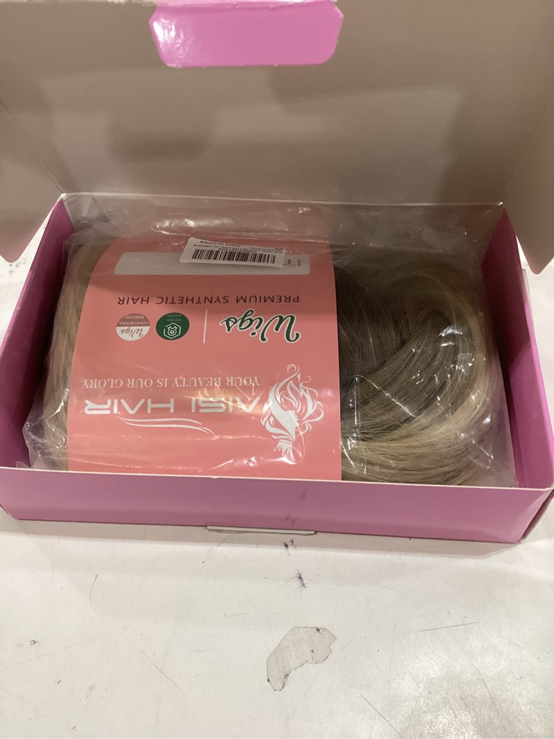 Condition photo showing New/Like New for AISI HAIR 13x4 HD Lace Front Wig Mixed Blonde Pre Plucked With Baby Hair Straight Glueless Synthetic Wigs for Women 28inch Beginner Friendly