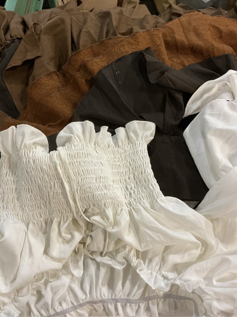 Condition photo showing Good Condition for (size:m)women's pirate costume retro renaissance cosutmes women layered ruffle viking outfit set z2886bnst small