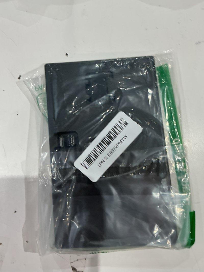 Condition photo showing Good Condition for minecraft dungeons (nintendo switch)