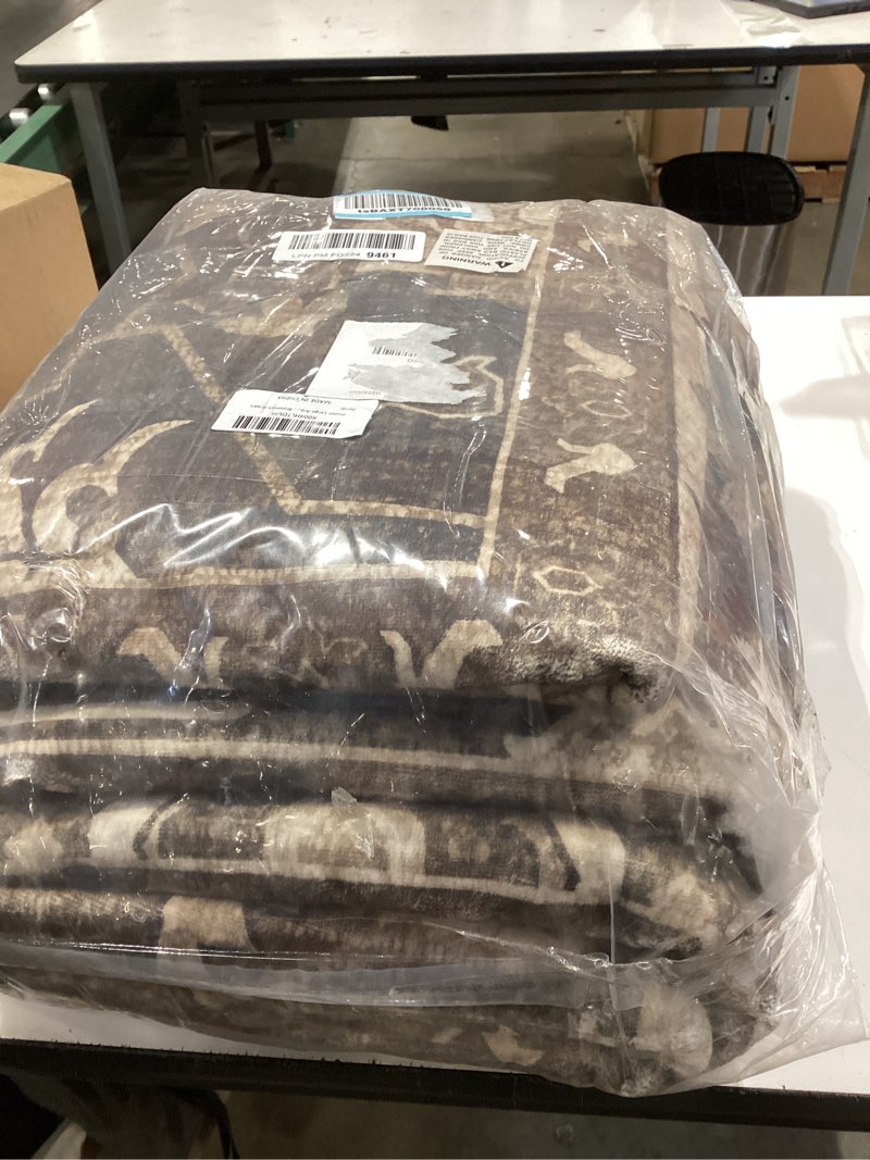 Condition photo showing Good Condition for area rug for living room, 8x10 area rugs washable, retro floral non-slip carpet for dining room home office nursery, brownish green 8' x 10' (rectangular) brown and green