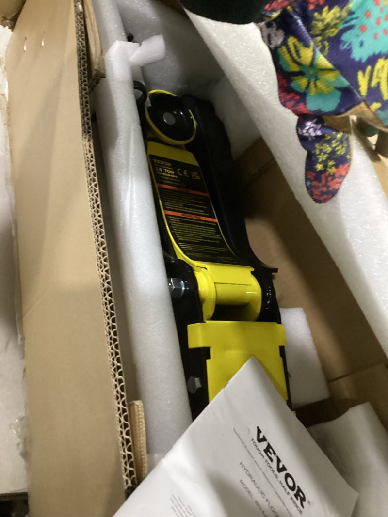 Condition photo showing New/Like New for VEVOR 2.5 Ton Low Profile, Heavy-Duty Steel Racing Floor Jack with Single Piston Lift Pump, Lifting Range 3.35"-14.96" 2.5T