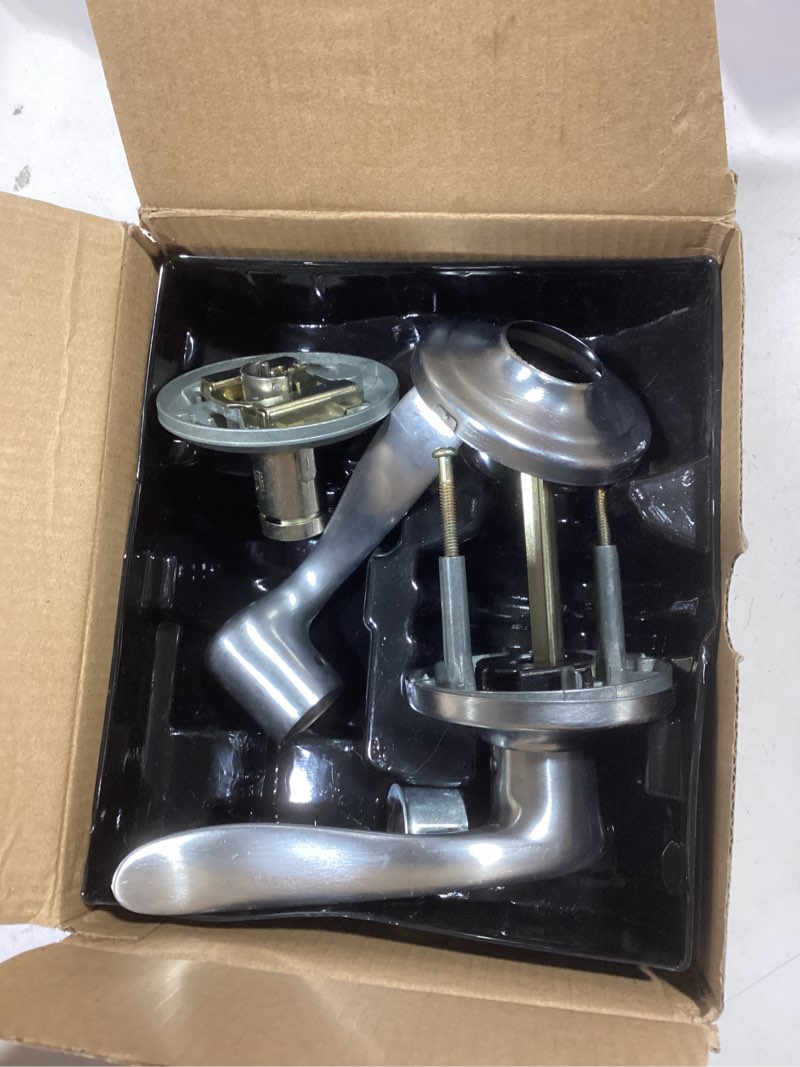 Condition photo showing Good Condition for Kwikset Tustin Interior Passage Door Handle, Lever For Closet and Hallway Doors, Reversible Non-Lock