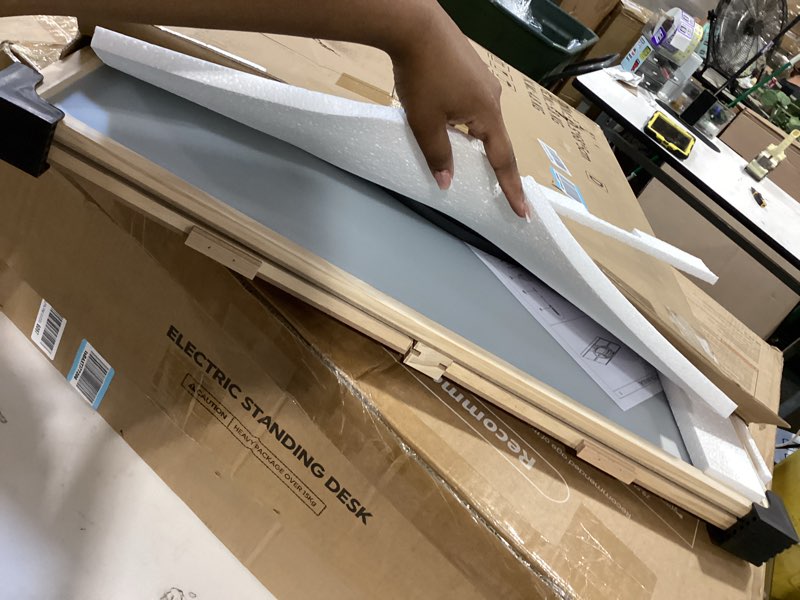 Condition photo showing Good Condition for builderbutler 1500 pieces 2-in-1 tilting & rotating puzzle board, portable puzzle table with 4 drawers cover,34.25" x 25.2" for 1500 pieces medium-1500